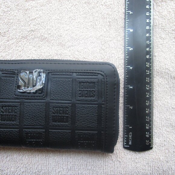 NWOT - Steven Madden Logo Block Zip Around Wallet (Black) - Picture 4 of 5